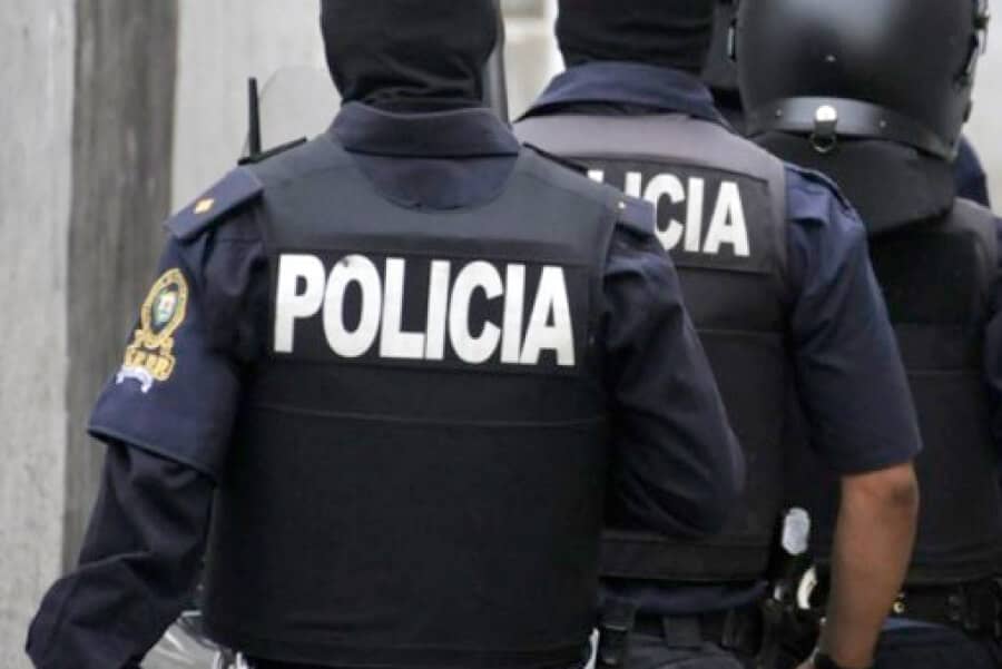 oficiales de policia